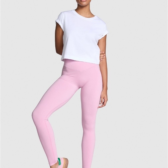 PINK Victoria's Secret Pants - PINK Winter Seamless Classic Leggings Size S Pink Poodle NWT Stretchy